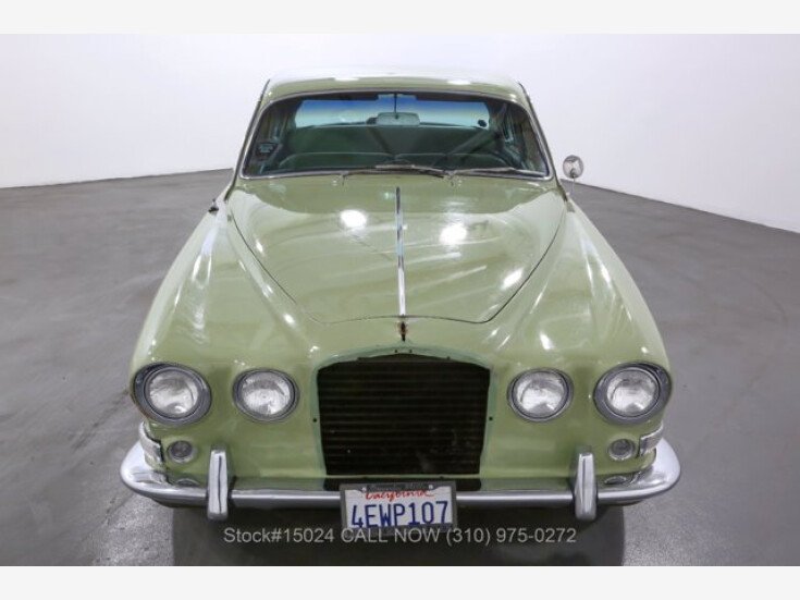 Thumbnail Photo undefined for 1967 Jaguar 420